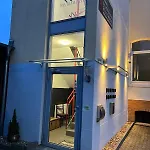 Pensión Doppelzimmer, Tv- Bad, Kühlschrank- Parkplatz-17