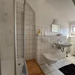 Doppelzimmer, Tv- Bad, Kühlschrank- Parkplatz-17 Meine
