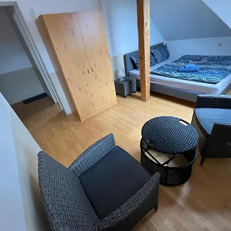 Gæstehus Doppelzimmer, Tv- Bad, Kuehlschrank- Parkplatz-17 Meine